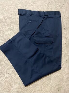 Urban Patrol Cargo Pants Mens Color
Navy Size 40/30 NWOT